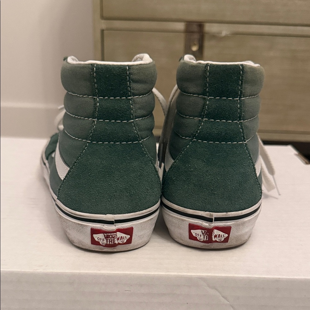 Vans Forest Green High-Tops with White Trim 8.5 - Picture 2 of 4